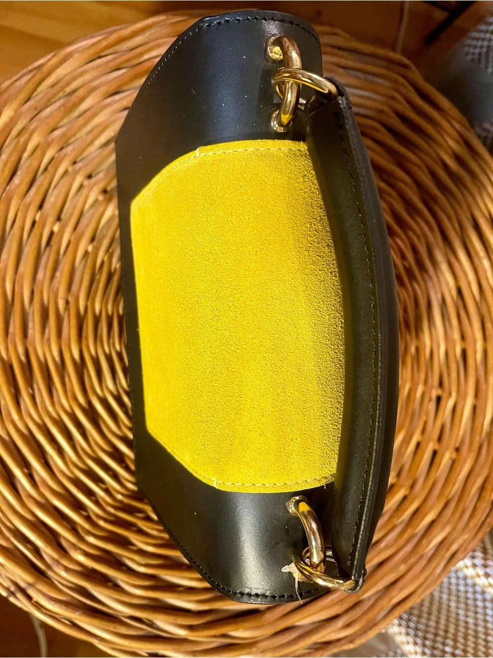 N/A new leather